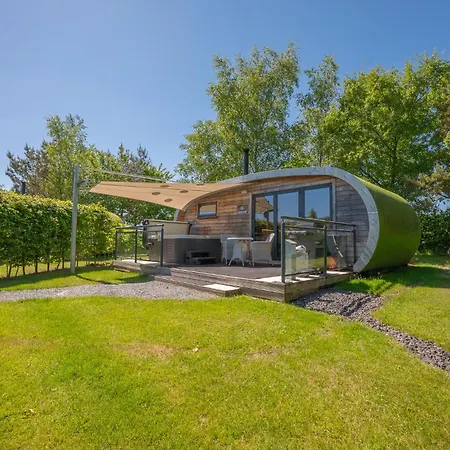 Ingleborough Luxury Pod With Hot Tub At Fell View Park *