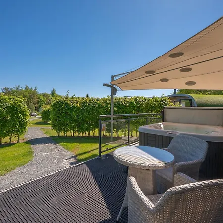 Ingleborough Luxury Pod With Hot Tub At Fell View Park Apartmán