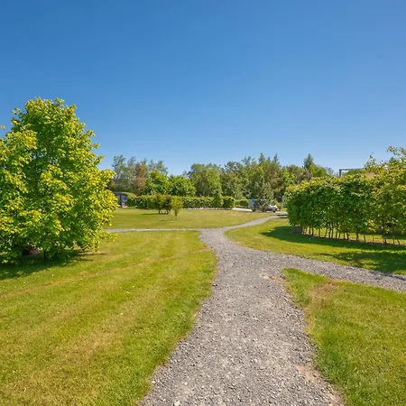 Ingleborough Luxury Pod With Hot Tub At Fell View Park קירבי לונסדייל