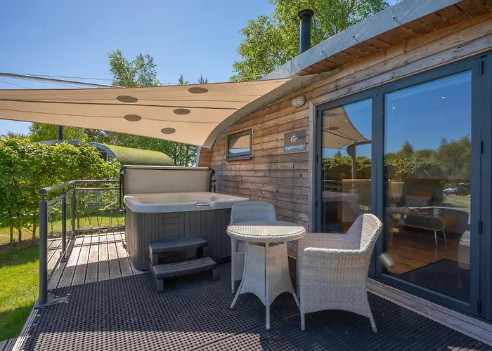 Apartment Ingleborough Luxury Pod With Hot Tub At Fell View Park