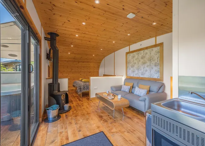 Ingleborough Luxury Pod With Hot Tub At Fell View Park Apartment Kirkby Lonsdale