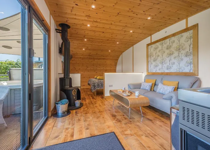 Apartment Ingleborough Luxury Pod With Hot Tub At Fell View Park