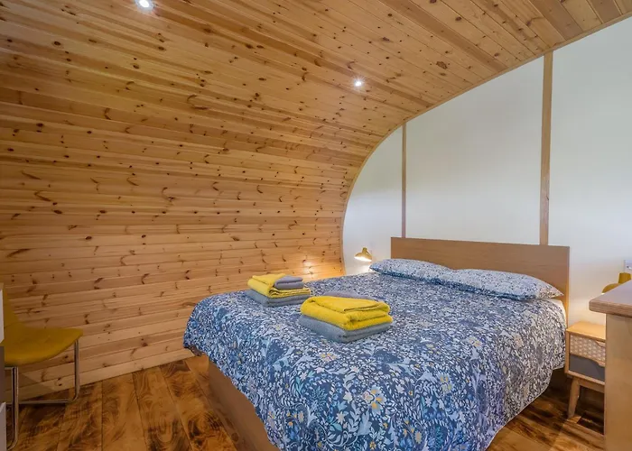 Apartment Ingleborough Luxury Pod With Hot Tub At Fell View Park Kirkby Lonsdale