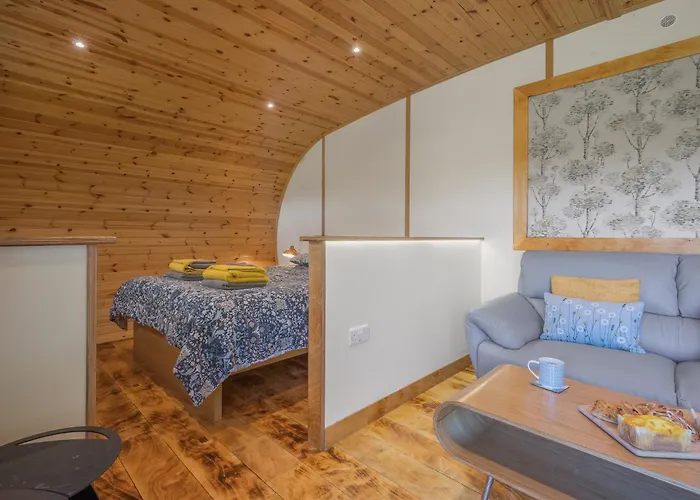 Ingleborough Luxury Pod With Hot Tub At Fell View Park