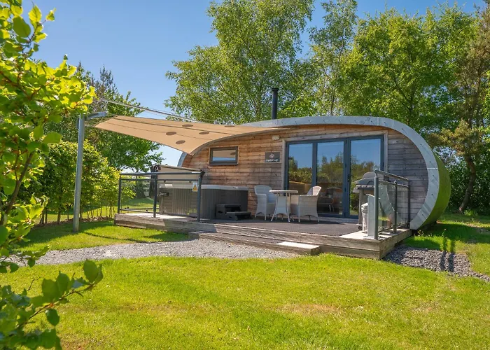 Ingleborough Luxury Pod With Hot Tub At Fell View Park *